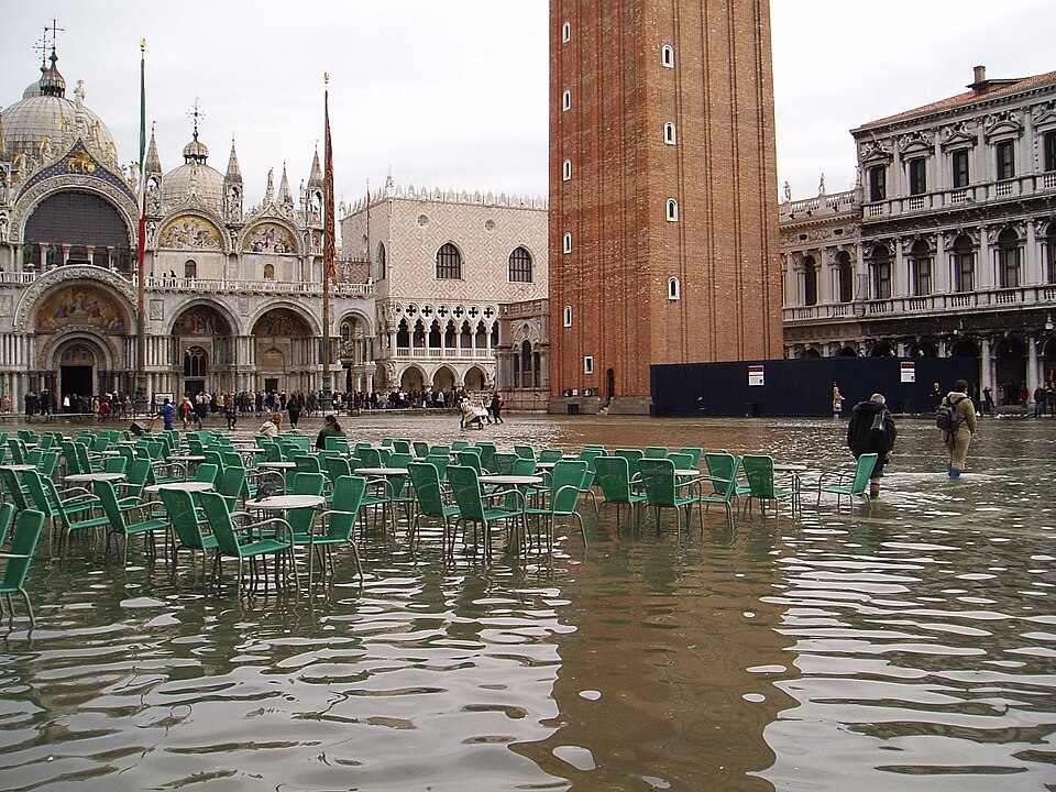 St Mark's Square flooded — Venice acqua alta
